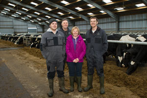 Robert, Alec, Elma and Andrew Waddell in the cubicle shed